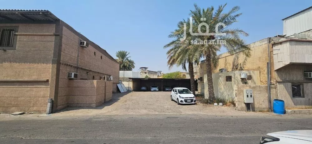 أرض للبيع في شارع فارس الازدي, حي أم الساهك, مدينة القطيف, المنطقة الشرقية 1 صورة