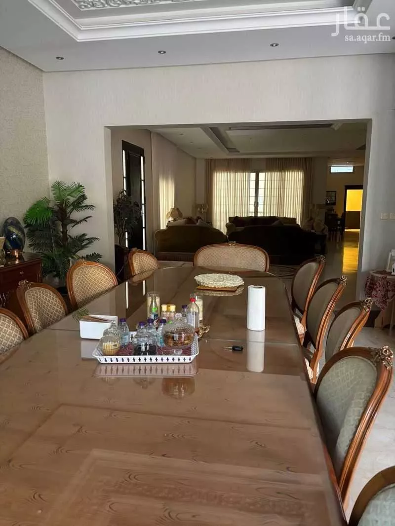 فيلا للبيع في شارع رقم 289, حي الملقا, مدينة الرياض, منطقة الرياض 1 صورة