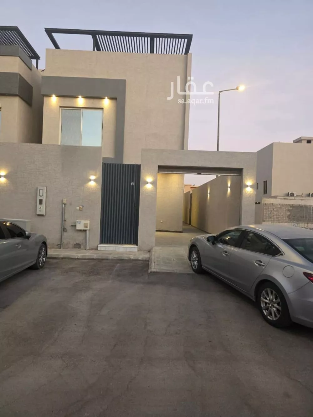 فيلا للبيع في شارع علي المصري, حي العارض, مدينة الرياض, منطقة الرياض 1 صورة