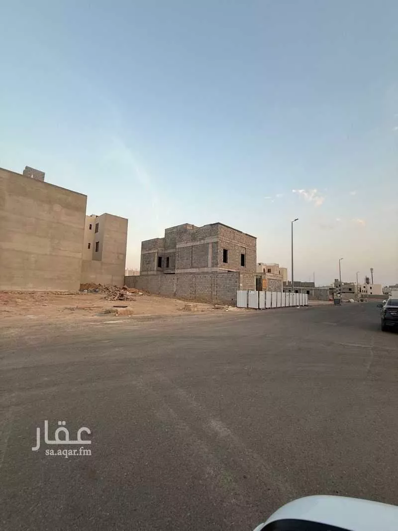 أرض للبيع في شارع الصلت الجهني, حي نبلاء, مدينة المدينه المنوره, منطقة المدينة المنورة 1 صورة