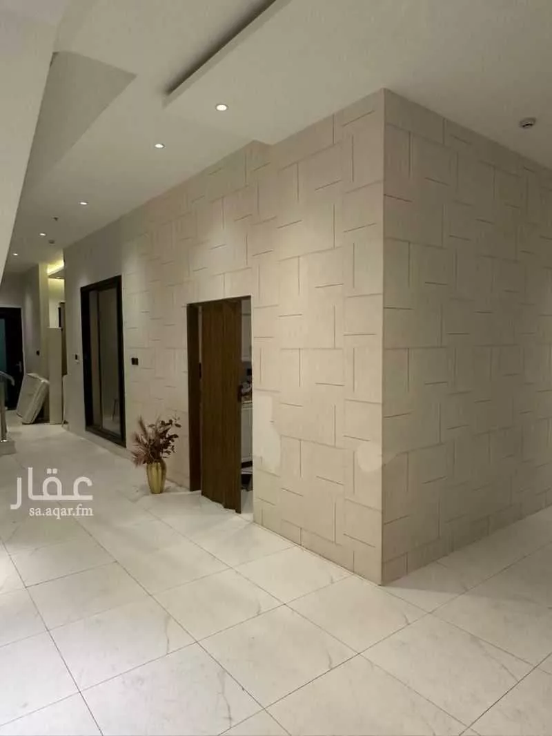 فيلا للإيجار في شارع جبل اللوز, حي الرمال, مدينة الرياض, منطقة الرياض 1 صورة
