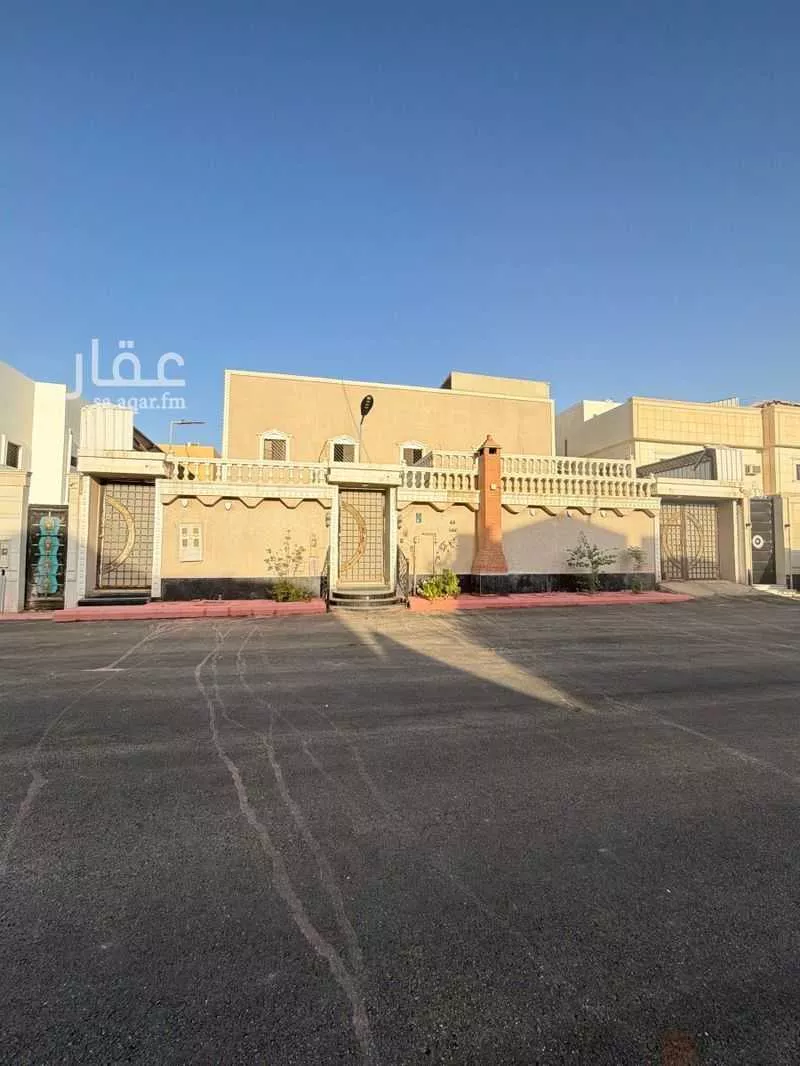 فيلا للبيع في شارع الدفاع, حي إشبيلية, مدينة الرياض, منطقة الرياض 1 صورة