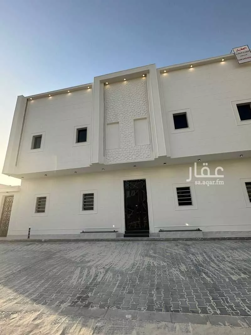 عمارة للبيع في شارع سعد بن عبادة, حي الريان, مدينة حفر الباطن, المنطقة الشرقية 1 صورة