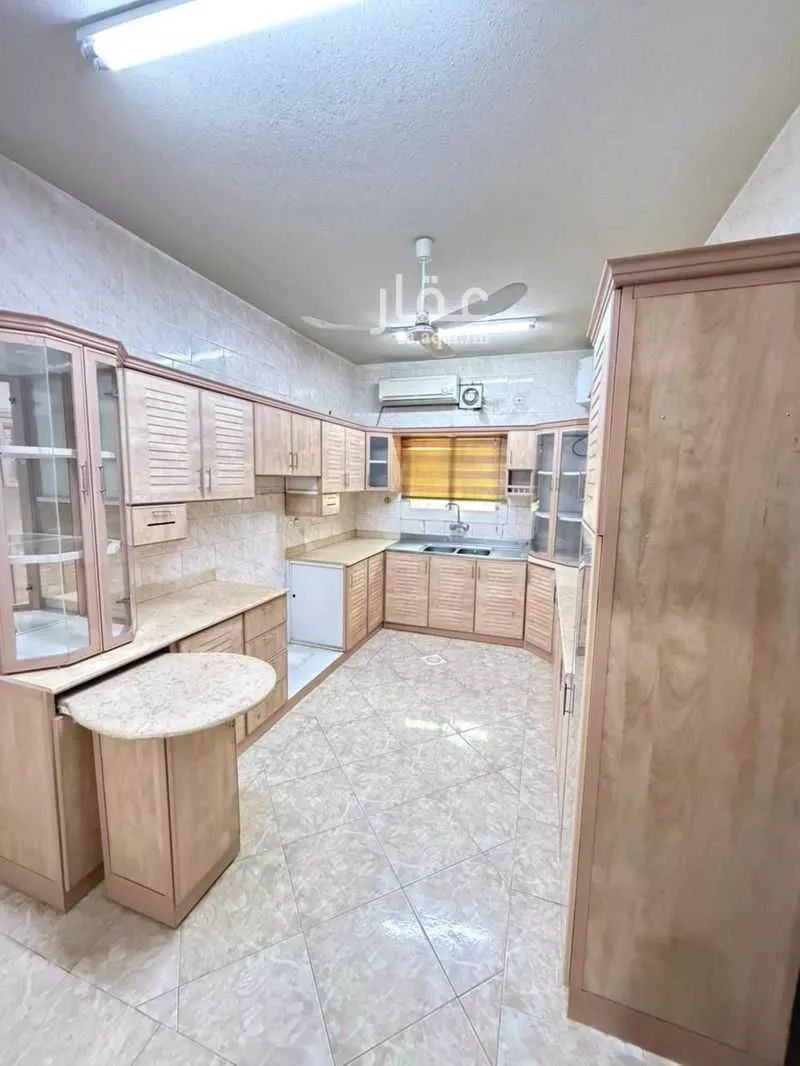 شقة للإيجار في شارع العرقين, حي إشبيلية, مدينة الرياض, منطقة الرياض 1 صورة