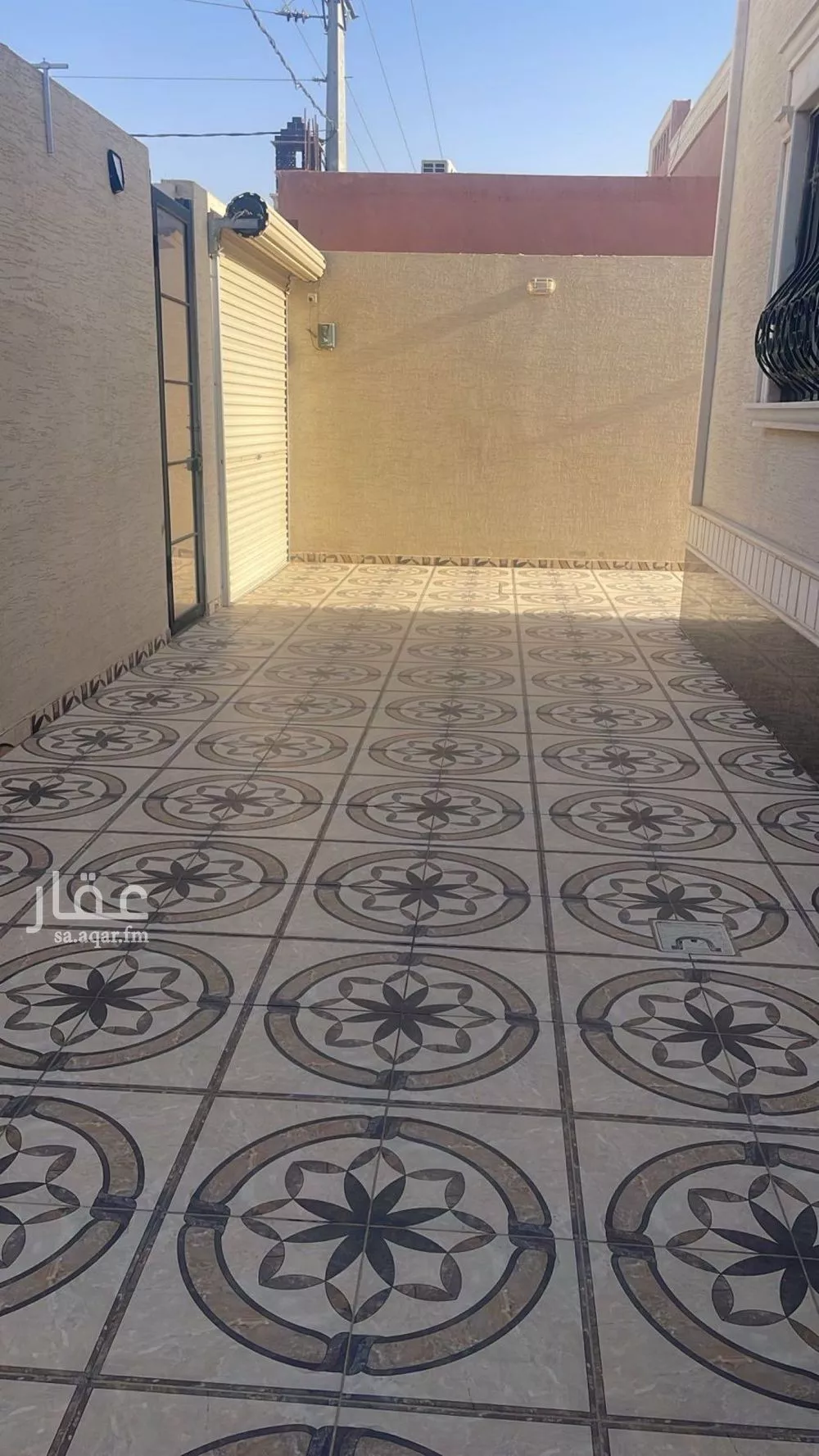 دور للبيع في شارع الجامعة 18, حي الجامعة, مدينة المزاحميه, منطقة الرياض 1 صورة