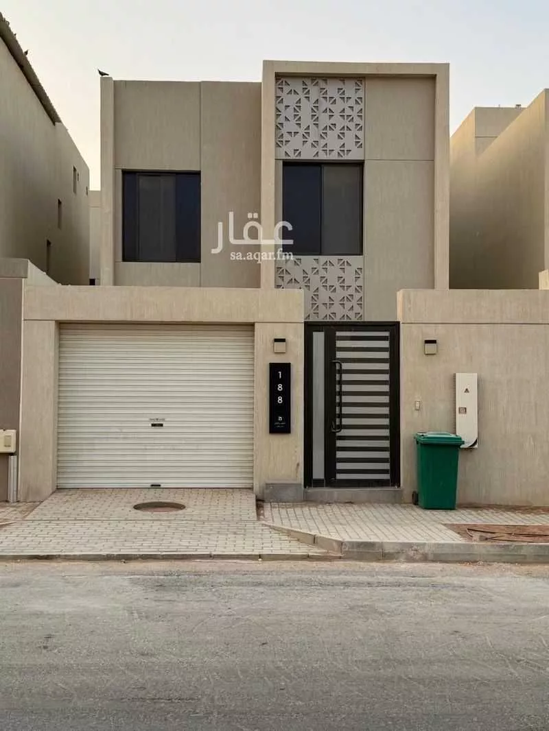 فيلا للإيجار في شارع الامير فيصل بن بندر بن عبدالعزيز الفرعي ، حي مطار الملك خالد الدولي ، الرياض ، منطقة الرياض 1 صورة