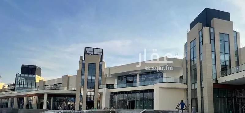 محل للإيجار في شارع بشار بن برد, حي العليا, مدينة الخبر, المنطقة الشرقية 1 صورة