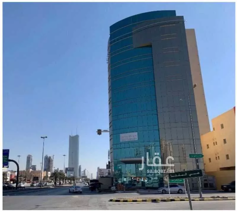عمارة للبيع في شارع طريق الملك فهد الفرعي, حي الملقا, مدينة الرياض, منطقة الرياض 1 صورة
