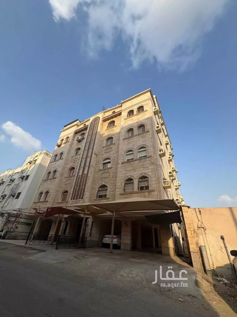 فيلا للبيع في شارع عدي ابن ربيعة, حي البوادي, مدينة جدة, منطقة مكة المكرمة 1 صورة