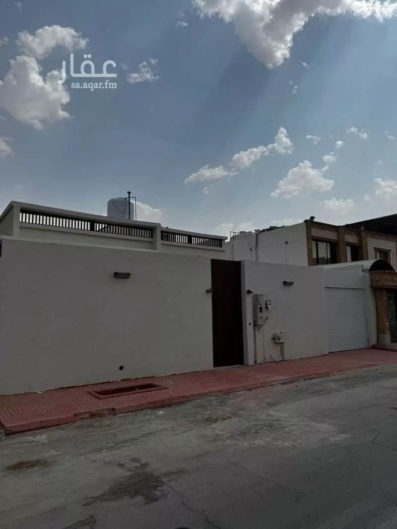 أرض للإيجار في شارع السيح, حي الملز, مدينة الرياض, منطقة الرياض 1 صورة