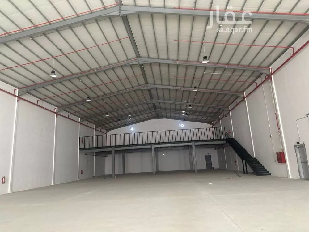 مستودع للإيجار في شارع اللوزية, حي طيبة, مدينة الرياض, منطقة الرياض 1 صورة