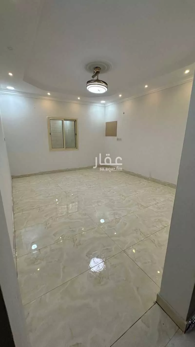 شقة للإيجار في شارع ابن شريق الثقفي ، حي ضاحية الملك فهد ، الدمام ، الدمام 1 صورة