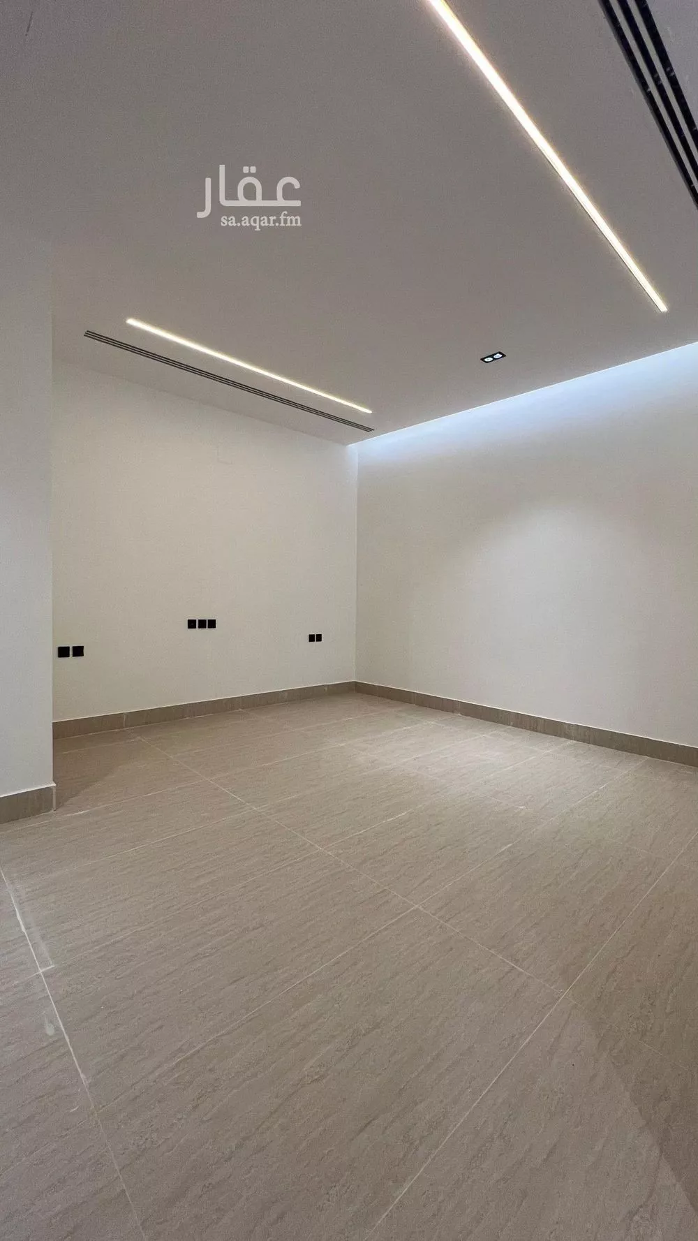 دور للبيع في شارع عمر السلمي, حي العارض, مدينة الرياض, منطقة الرياض 1 صورة