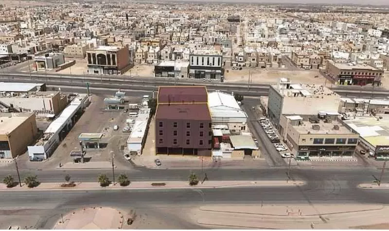 عمارة للإيجار في شارع شارع الملك فيصل, حي السيح, مدينة الخرج, منطقة الرياض 1 صورة