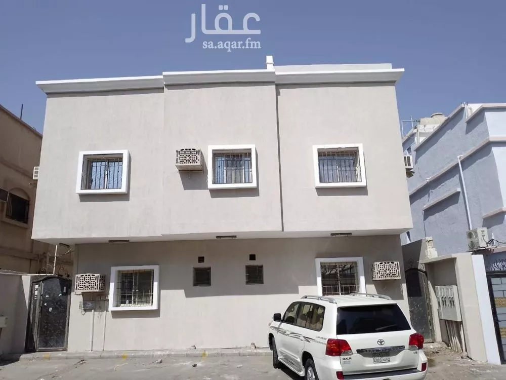 عمارة للبيع في شارع رياض الخبراء, حي القادسية, مدينة الدمام, المنطقة الشرقية 1 صورة