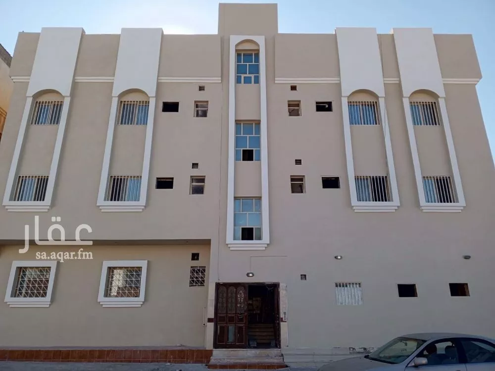 عمارة للإيجار في شارع الثامن عشر, حي الخبر الجنوبية, مدينة الخبر, المنطقة الشرقية 1 صورة