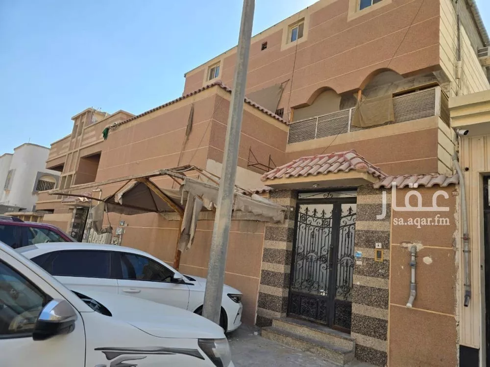 عمارة للبيع في شارع شقراء, حي الثقبة, مدينة الخبر, المنطقة الشرقية 1 صورة