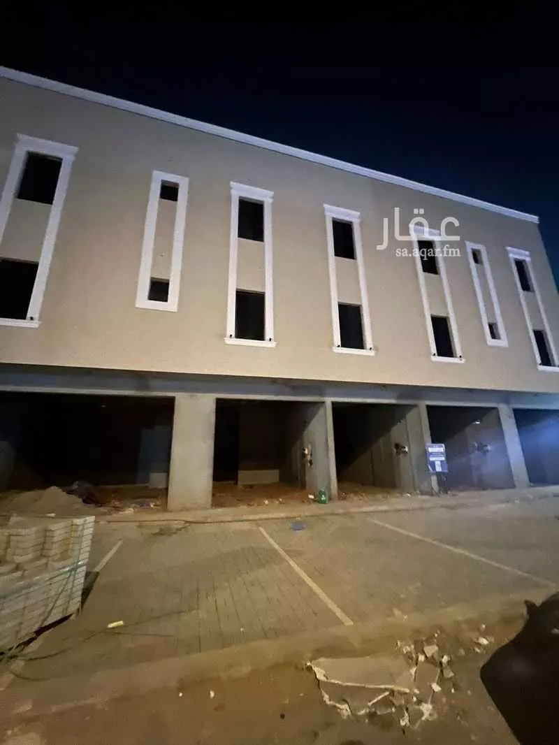 عمارة للإيجار في شارع حائل, حي ظهرة لبن, مدينة الرياض, منطقة الرياض 1 صورة