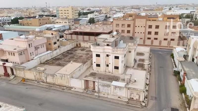 فيلا للبيع في شارع اسماعيل بن سعيد الثقفي, حي السليمانية, مدينة عنيزة, منطقة القصيم 1 صورة