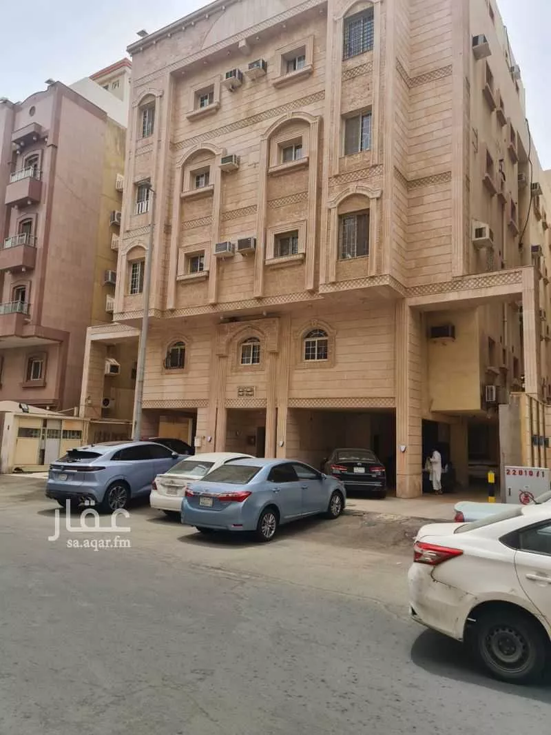 فيلا للبيع في شارع مالك بن اميه, حي بني مالك, مدينة جدة, منطقة مكة المكرمة 1 صورة