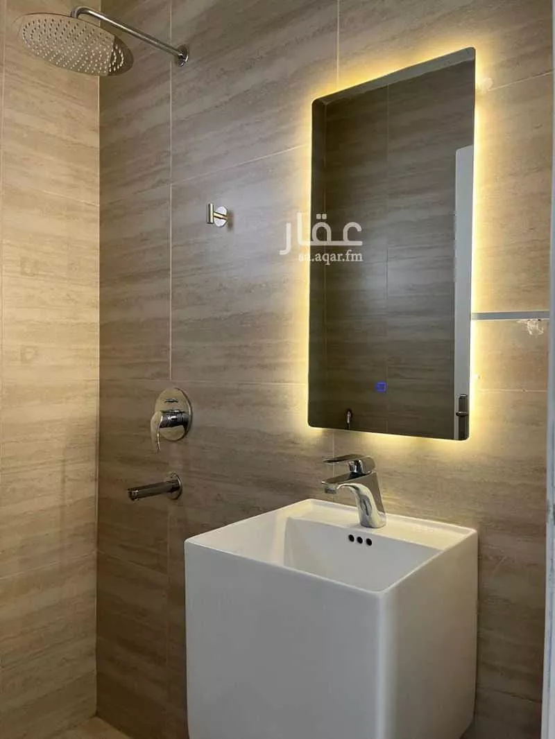 شقة للإيجار في شارع تيماء, حي الحمراء, مدينة الخبر, المنطقة الشرقية 1 صورة