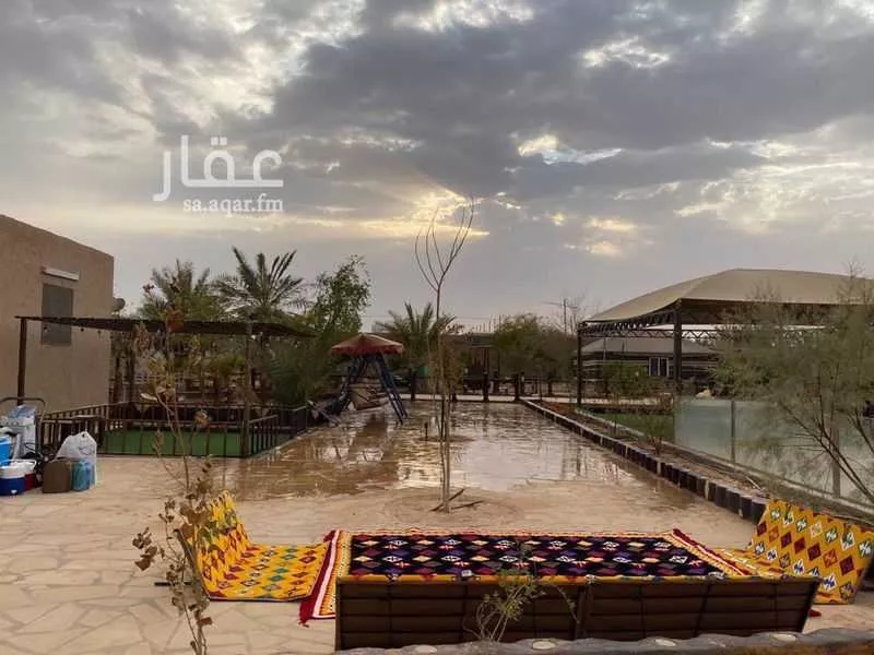 استراحة للبيع في شارع الهرماس ابن زياد, مدينة قريه ديراب, منطقة الرياض 1 صورة