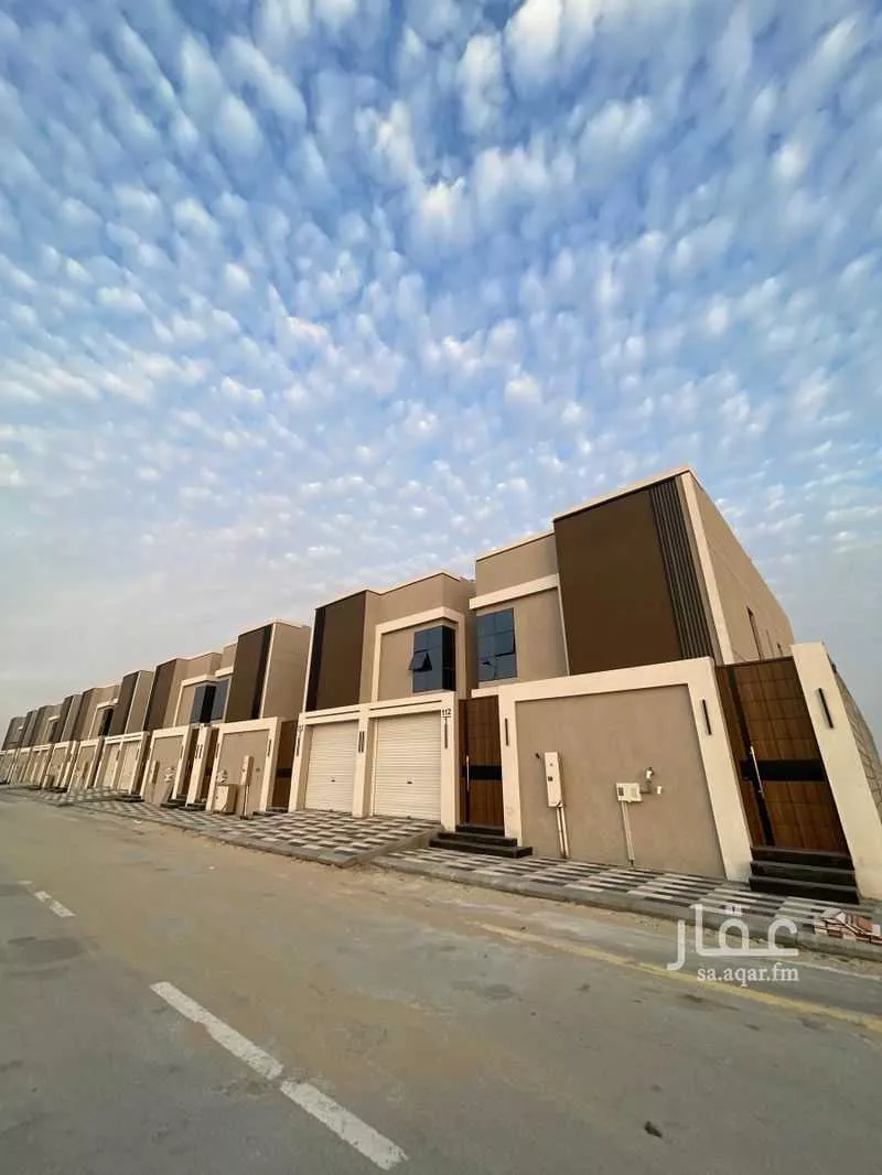 فيلا للبيع في شارع الرساله, حي الشعلة, مدينة الدمام, المنطقة الشرقية 1 صورة