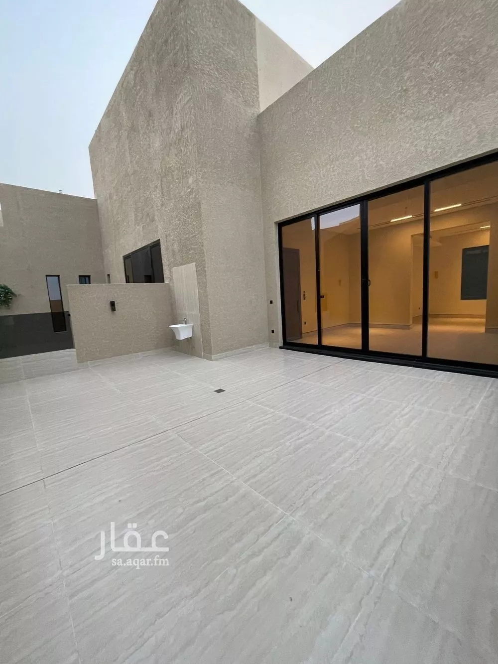 شقة للبيع في شارع الموكلا, حي الحمراء, مدينة جدة, منطقة مكة المكرمة 1 صورة