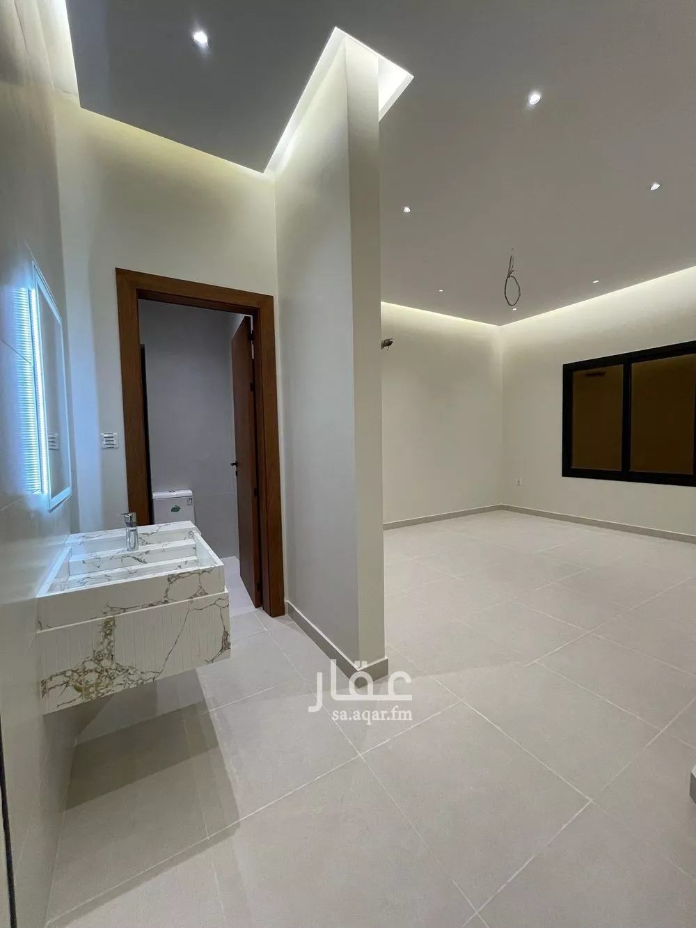 شقة للبيع في شارع جابر بن حيان, حي العزيزية, مدينة جدة, منطقة مكة المكرمة 1 صورة