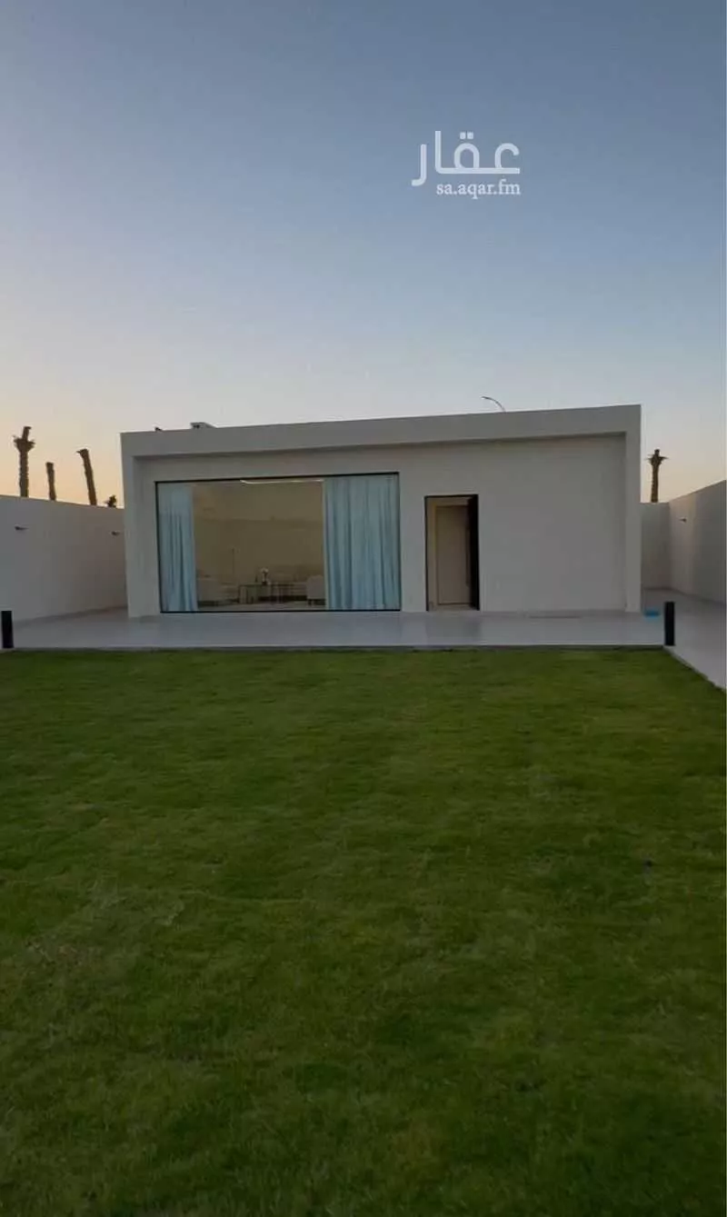 استراحة للبيع في شارع طريق الملك فيصل, حي المريديسية الشمالية, مدينة بريده, منطقة القصيم 1 صورة