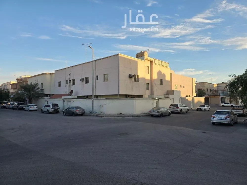 عمارة للبيع في شارع الحسن بن سهل, حي بدر, مدينة الدمام, المنطقة الشرقية 1 صورة