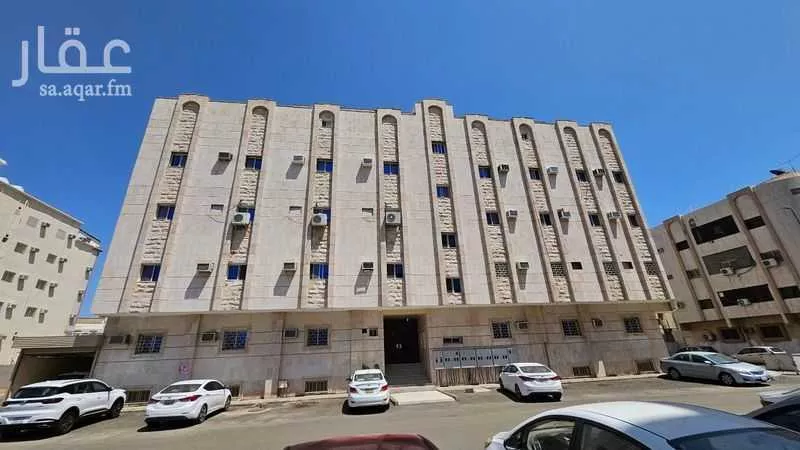 عمارة للبيع في شارع الصلت بن بهرام, حي الجمعة, مدينة المدينه المنوره, منطقة المدينة المنورة 1 صورة