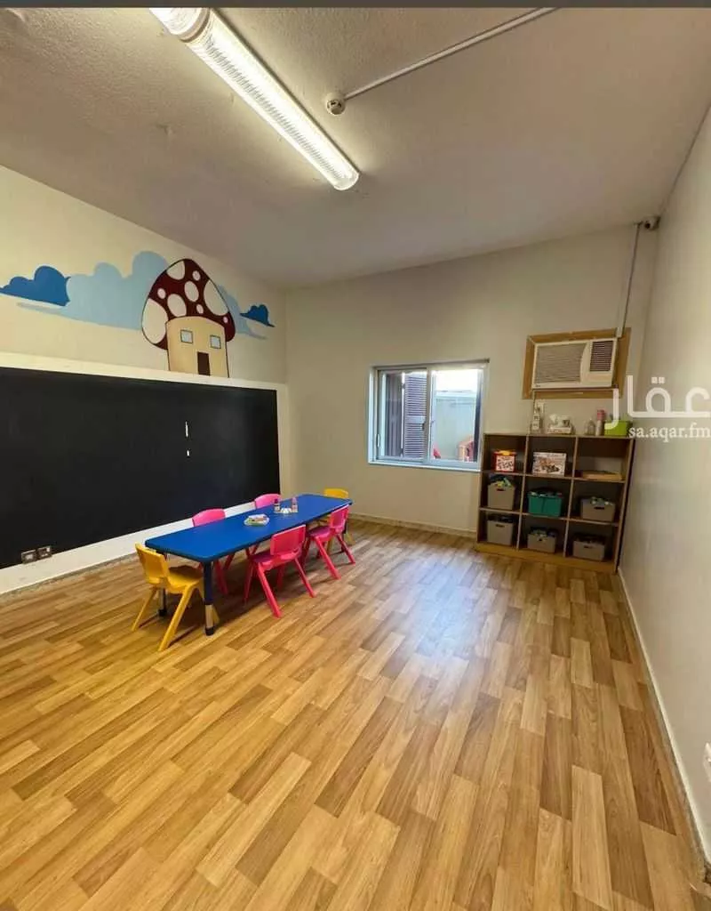 فيلا للبيع في شارع محارب بن دثار, حي وادي مهزور, مدينة المدينة المنورة, منطقة المدينة المنورة 1 صورة