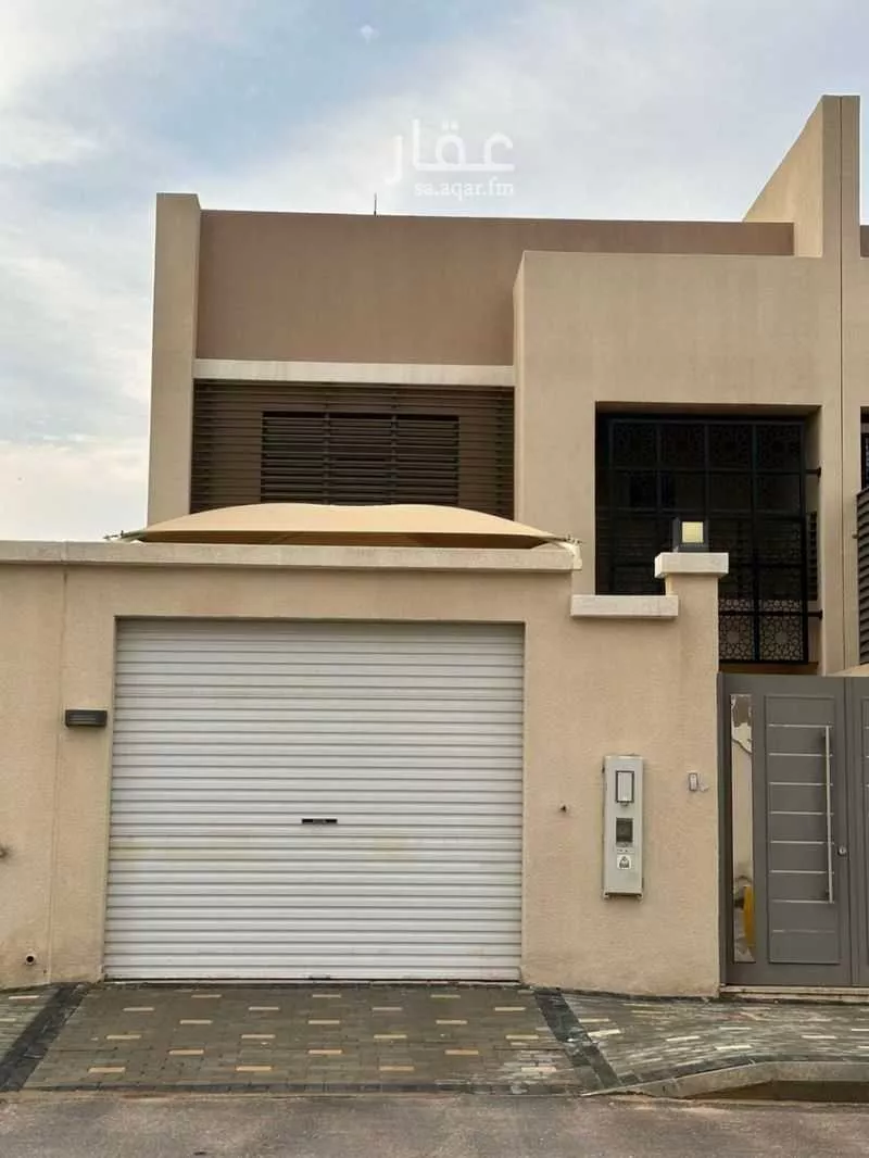 فيلا للبيع في شارع سديرة, حي الرمال, مدينة الرياض, منطقة الرياض 1 صورة