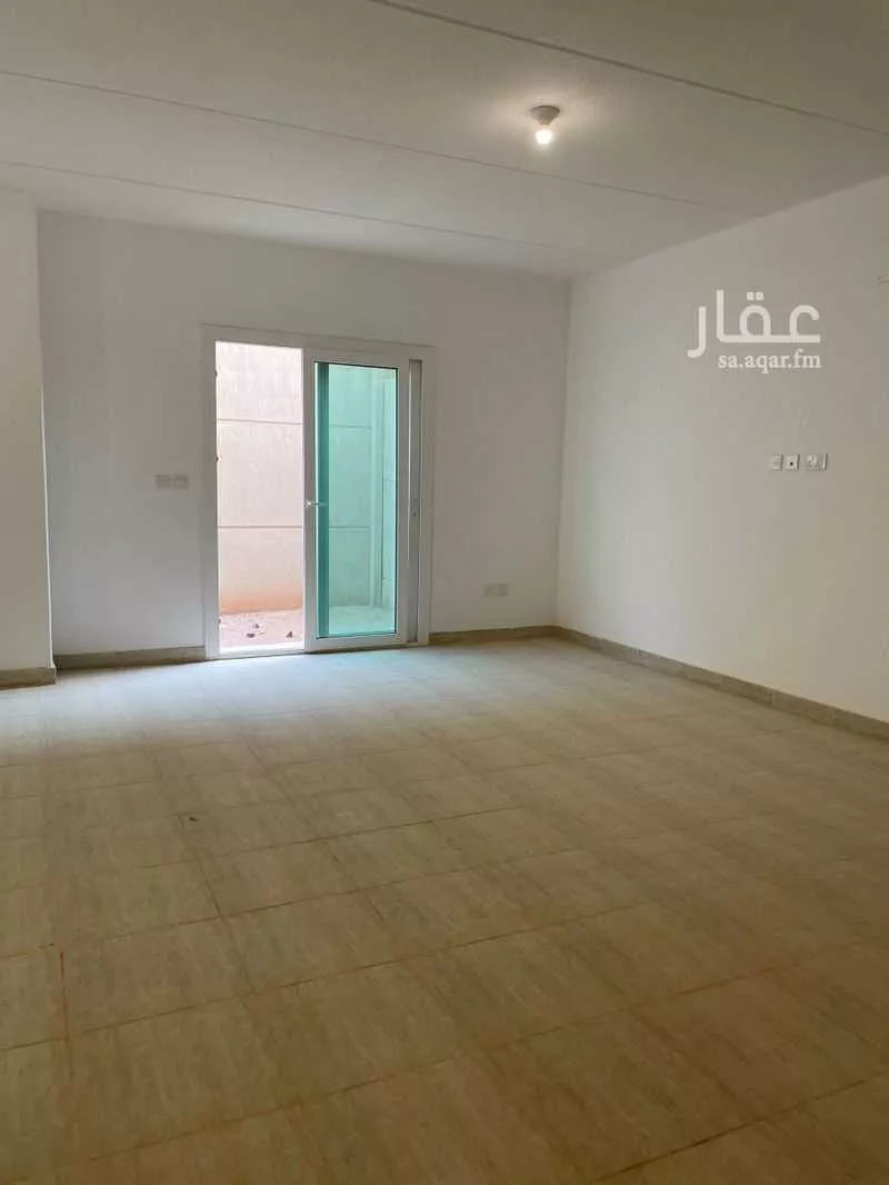 فيلا للإيجار في طريق الأمير فيصل بن بندر بن عبدالعزيز ، حي مطار الملك خالد الدولي ، الرياض ، منطقة الرياض 1 صورة