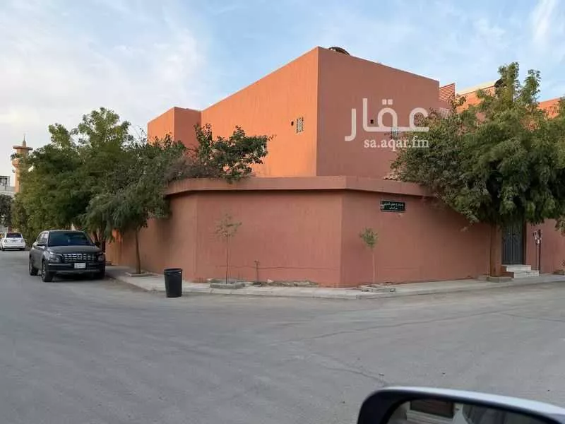 فيلا للإيجار في شارع جمال الدين العمري, حي الروابي, مدينة الرياض, منطقة الرياض 1 صورة