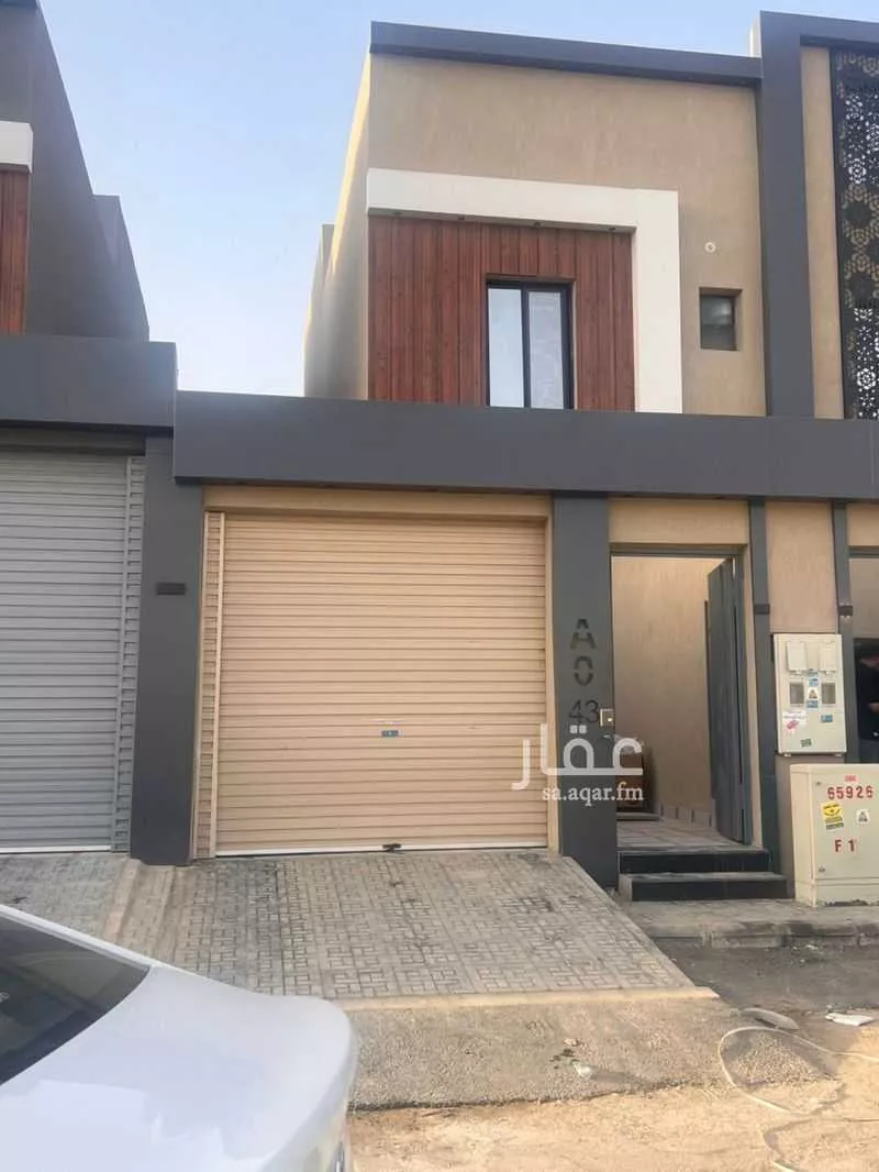 دور للبيع في شارع أبي العباس بن مسعود, حي طويق, مدينة الرياض, منطقة الرياض 1 صورة