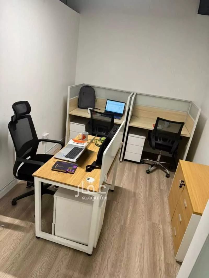 مكتب تجاري للإيجار في شارع صيدا, حي الدريهمية, مدينة الرياض, منطقة الرياض 1 صورة