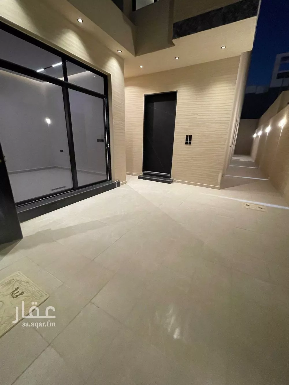 دور للبيع في شارع عثمان الرويني, حي البيان, مدينة الرياض, منطقة الرياض 1 صورة