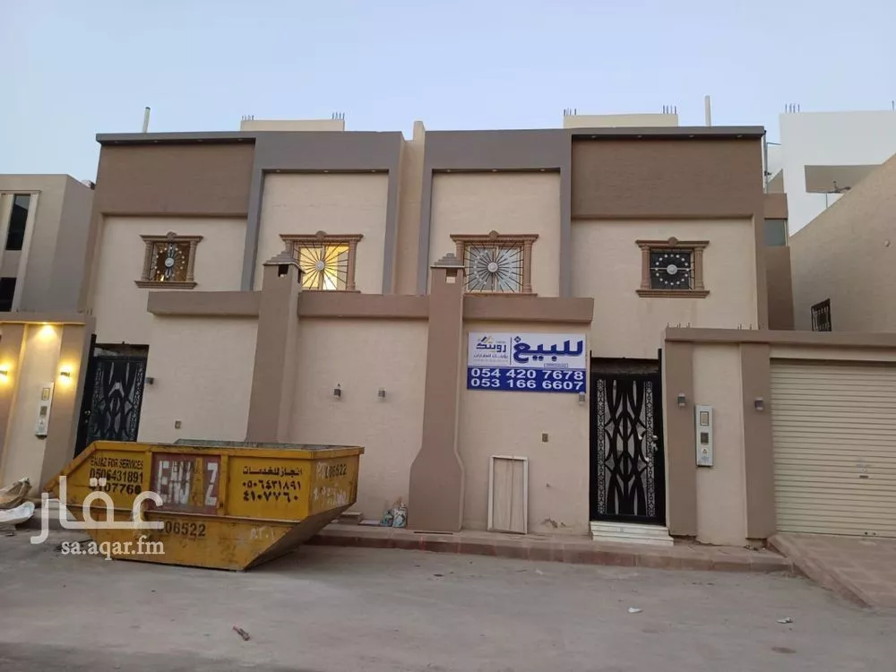 فيلا للبيع في شارع محمد بن علي الكيلاني, حي المهدية, مدينة الرياض, منطقة الرياض 1 صورة