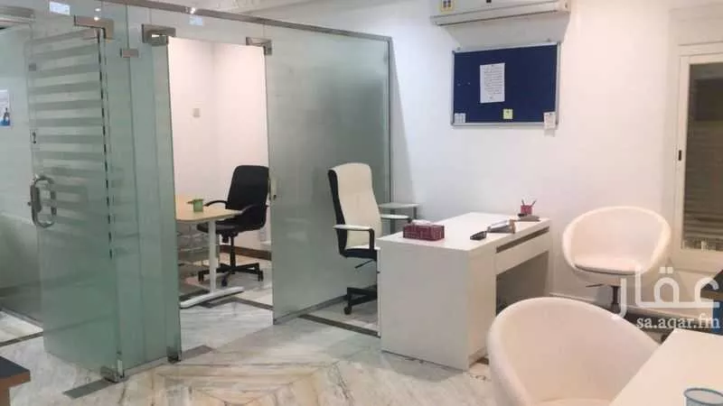 مكتب تجاري للإيجار في شارع عبدالله بلخير, حي الروضة, مدينة جدة, منطقة مكة المكرمة 1 صورة