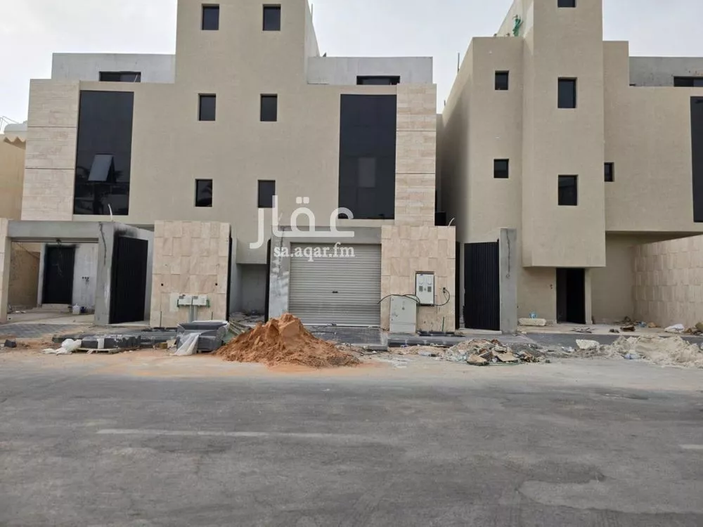 فيلا للبيع في شارع القحيف العنبري, حي الروضة, مدينة الرياض, منطقة الرياض 1 صورة