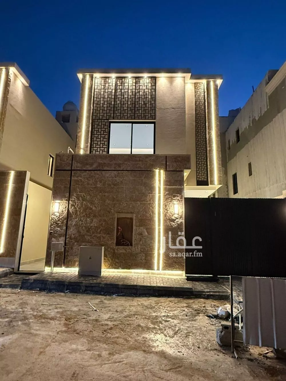 فيلا للبيع في شارع عبدالعزيز الجناتي, حي الخليج, مدينة الرياض, منطقة الرياض 1 صورة