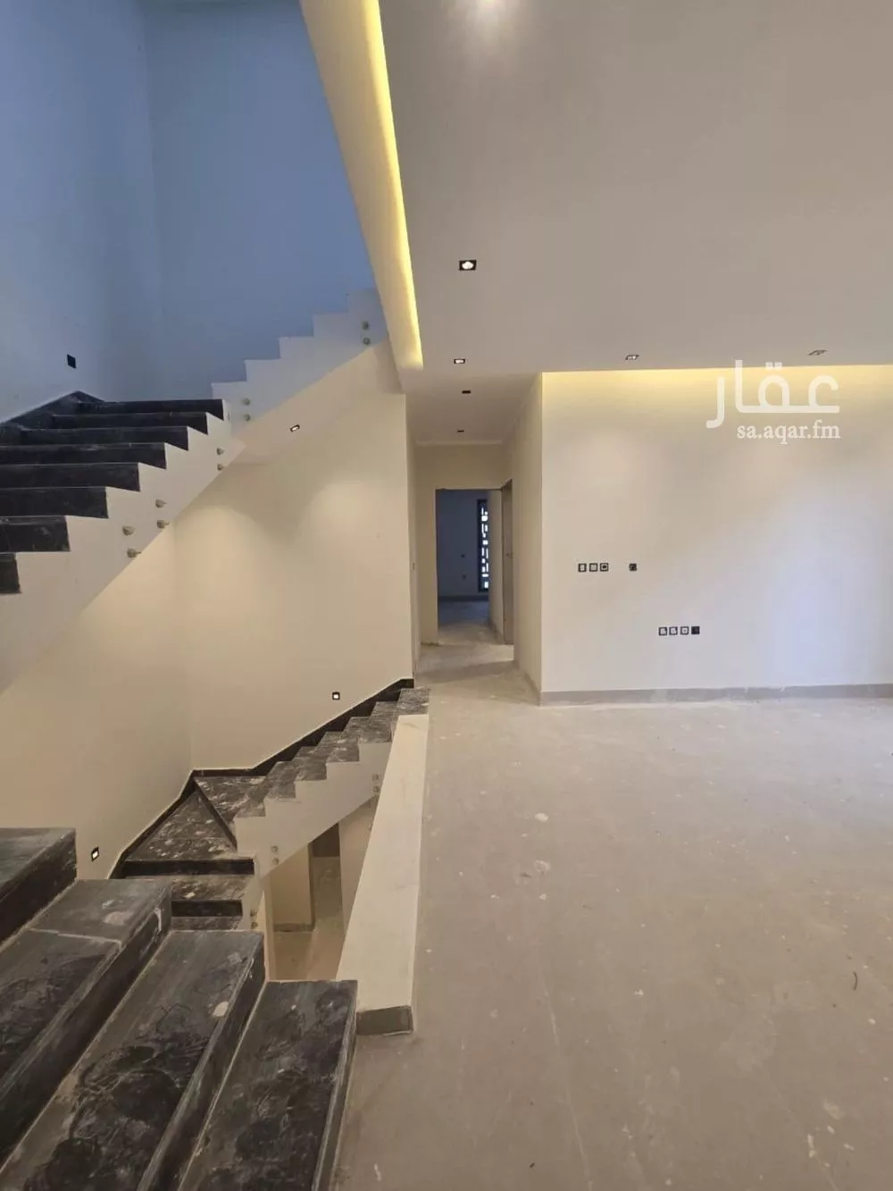فيلا للبيع في شارع عمر السمرقندي, حي الخليج, مدينة الرياض, منطقة الرياض 1 صورة