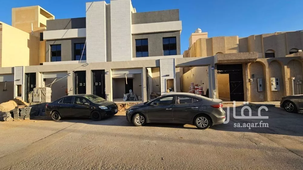 دور للبيع في شارع فهد العقيلي, حي الخليج, مدينة الرياض, منطقة الرياض 1 صورة