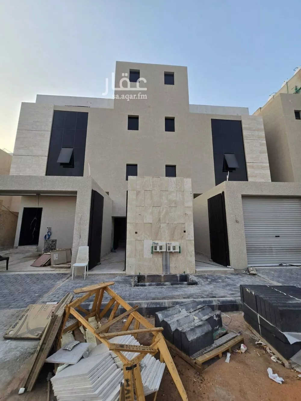 فيلا للبيع في شارع الطريق الدائري الشرقي الفرعي, حي الروضة, مدينة الرياض, منطقة الرياض 1 صورة