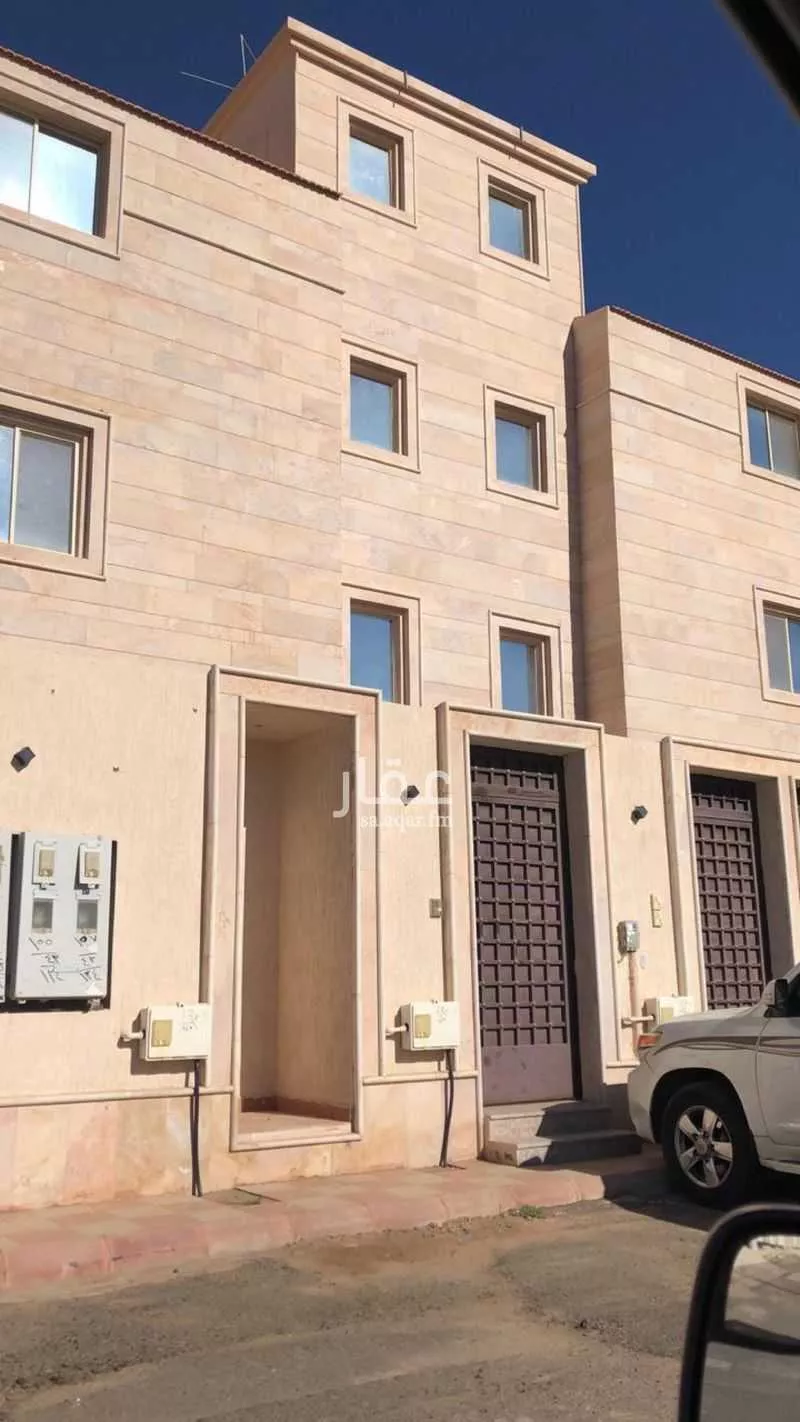 عمارة للبيع في شارع النقرة 32, حي النقرة, مدينة حائل, منطقة حائل 1 صورة