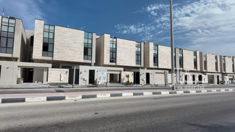 فيلا للبيع في شارع الشوكاني, حي قرطبة, مدينة الخبر, المنطقة الشرقية 1 صورة