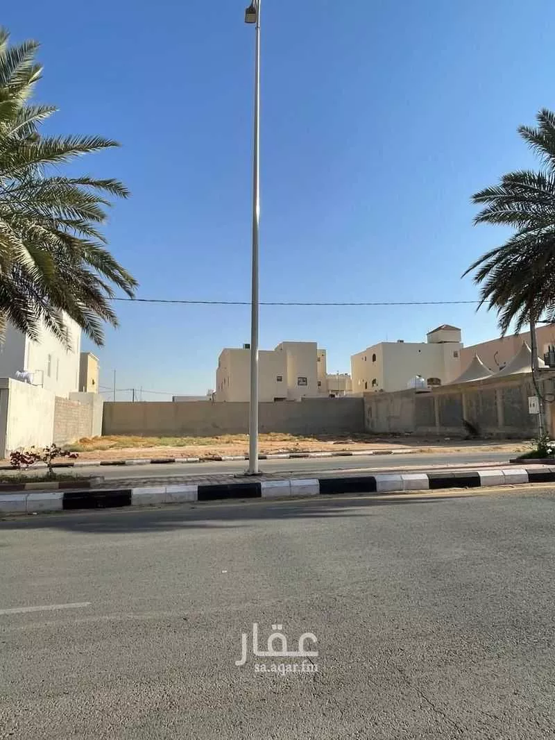 أرض للبيع في شارع الملك خالد بن عبد العزيز, حي العزيزية, مدينة ثادق, منطقة الرياض 1 صورة