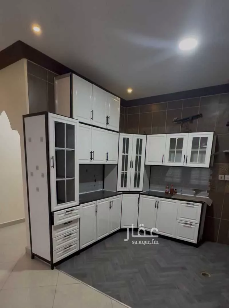 شقة للإيجار في شارع الجموح الانصاري, حي المزروع الثاني, مدينة الاحساء, المنطقة الشرقية 1 صورة